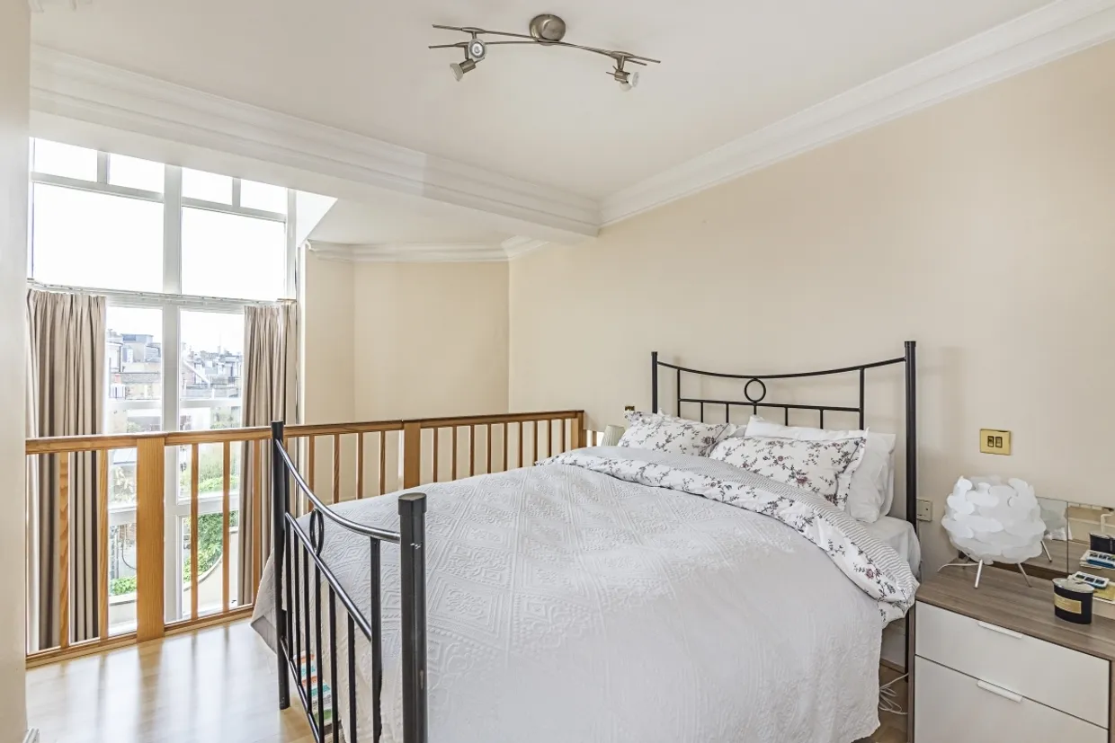 Charles II Place, Chelsea, SW3 photo 9