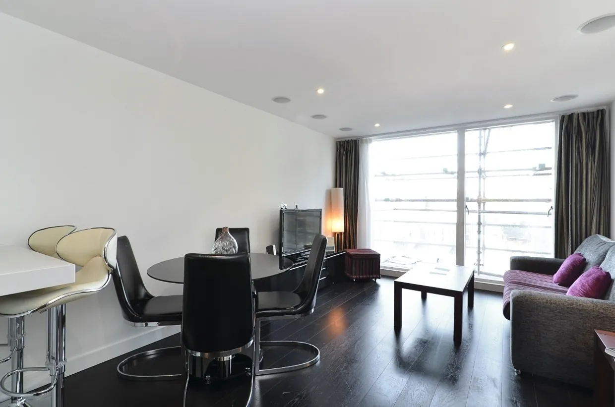 Grosvenor Waterside, Chelsea, SW1W photo 7