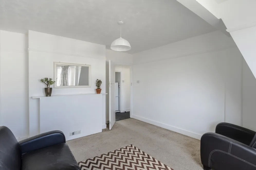 Upper Tooting Road London SW17 photo 5