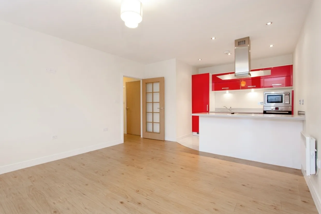 Broomcroft Court Chiswick W4 photo 3