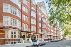 Bedford Avenue London WC1B photo 1