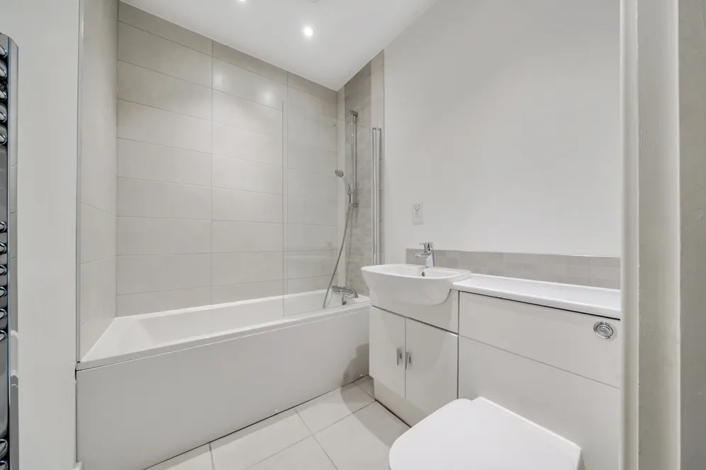 Union Place, Bartholomew Street Newbury RG14 photo 4