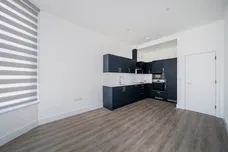 Shoot Up Hill London NW2 photo 5