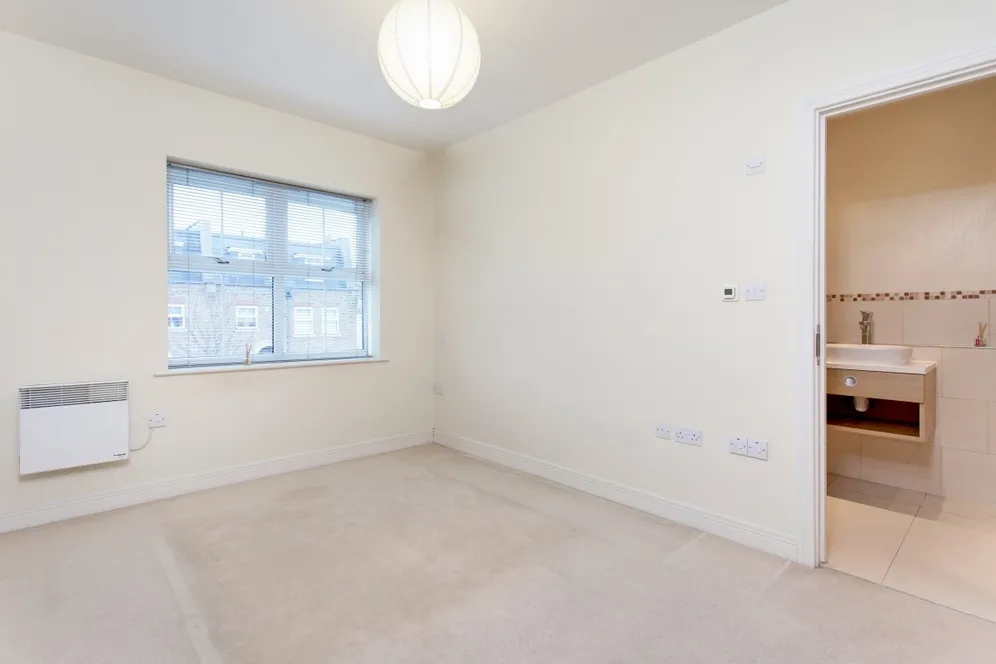 Broomcroft Court Chiswick W4 photo 10