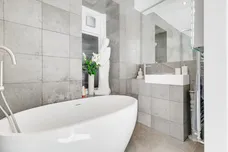 Bedford Avenue London WC1B photo 8