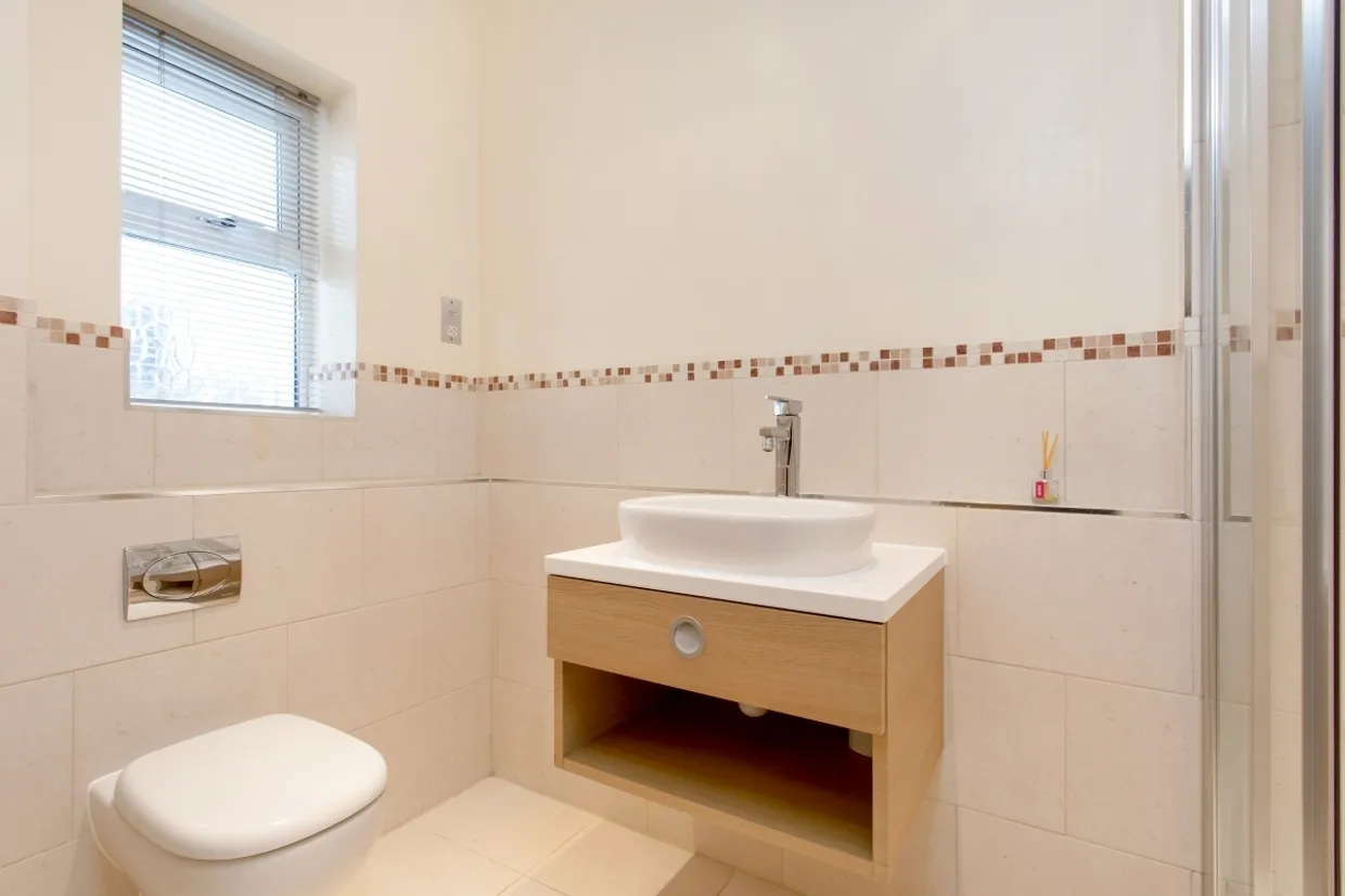 Broomcroft Court Chiswick W4 photo 13