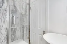 Bedford Avenue London WC1B photo 10