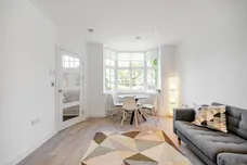 Midholm Hampstead Garden Suburb NW11 photo 12