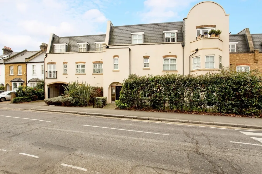 Broomcroft Court Chiswick W4 photo 18