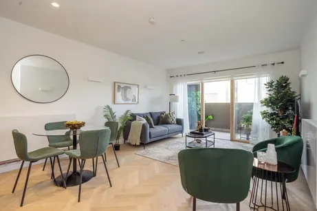 North Acton W3