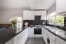 Fairmile Avenue London SW16 photo 4