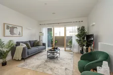 North Acton W3 photo 5