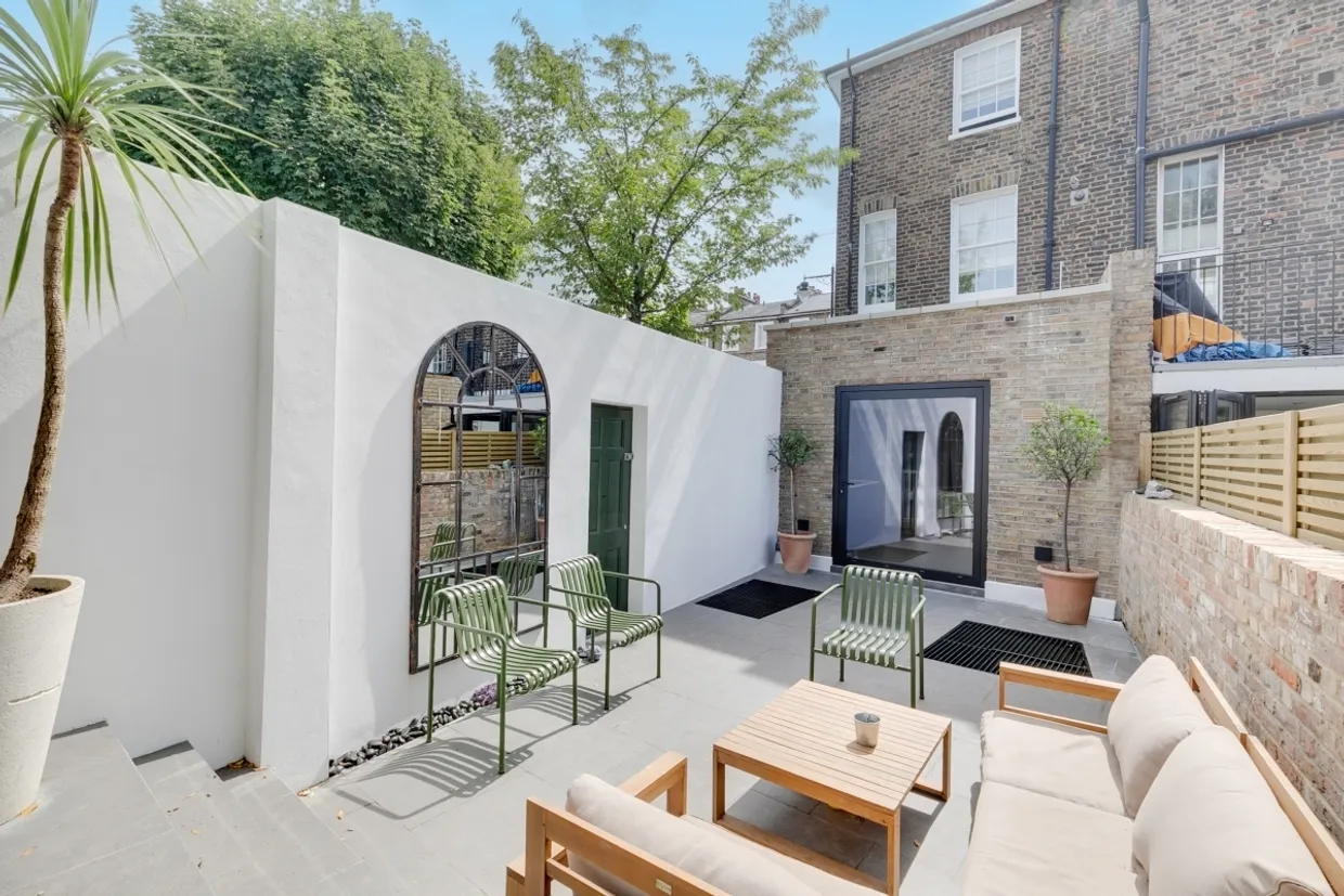 Offord Road London N1 photo 10