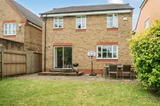 Lautree Gardens Maidenhead SL6 photo 15
