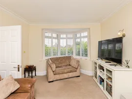 Willow Crescent, Leeds thumb 3