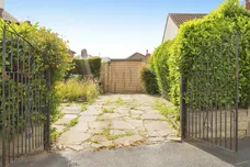 Willow Crescent, Leeds