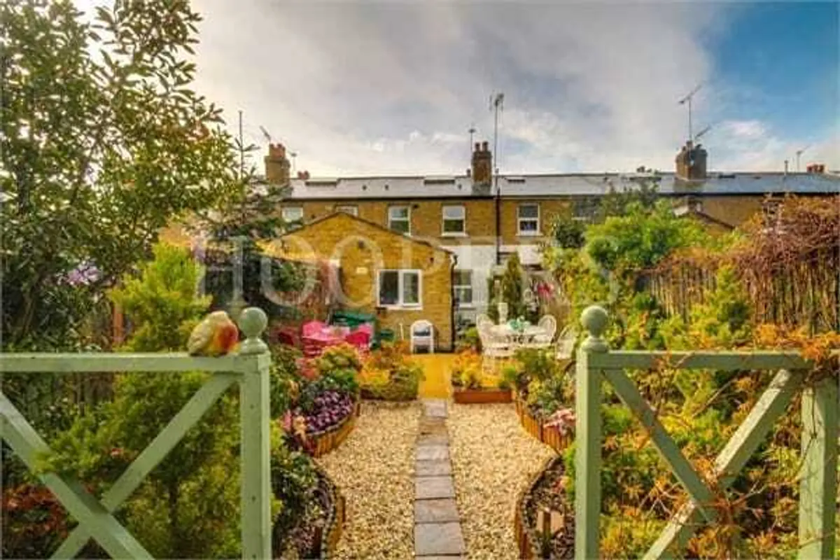Verney Street, London, NW10