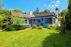 Bunce Common Road, Leigh, Reigate