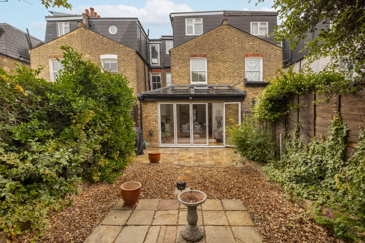 Engadine Street, London, SW18 photo 3