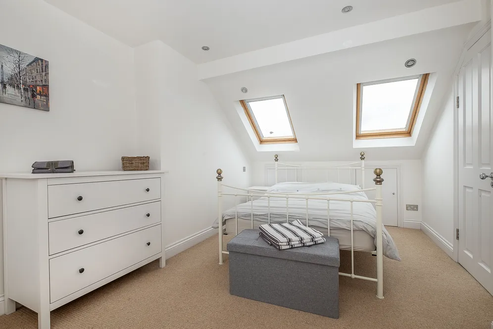 Engadine Street, London, SW18 photo 9