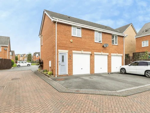 Woodside Court, Middleton, LEEDSphoto