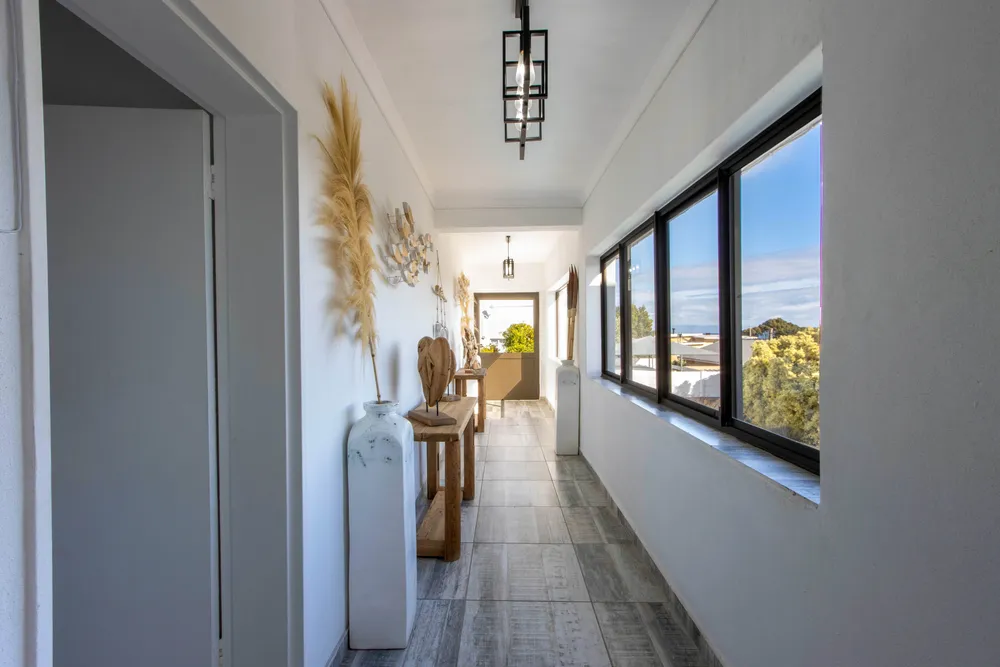 South Africa, Western Cape, Mountainside, Clivia Street, 6B