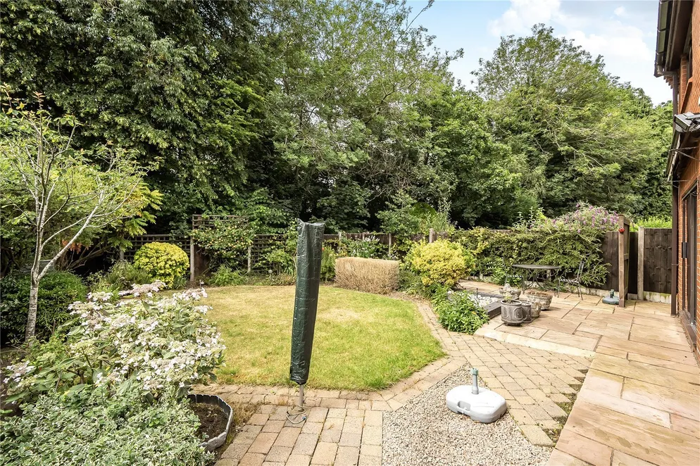 Property carousel item 19