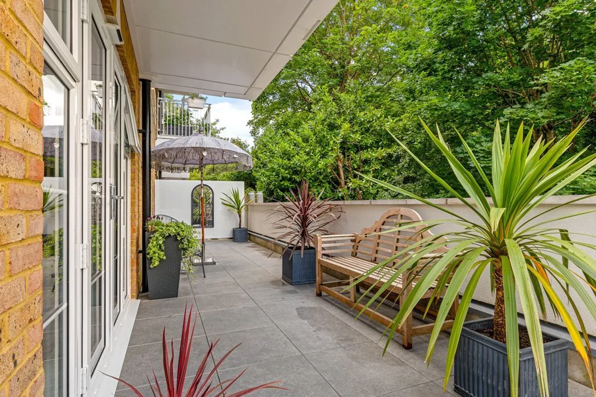 Eden Place, Oxted, Surrey, RH8