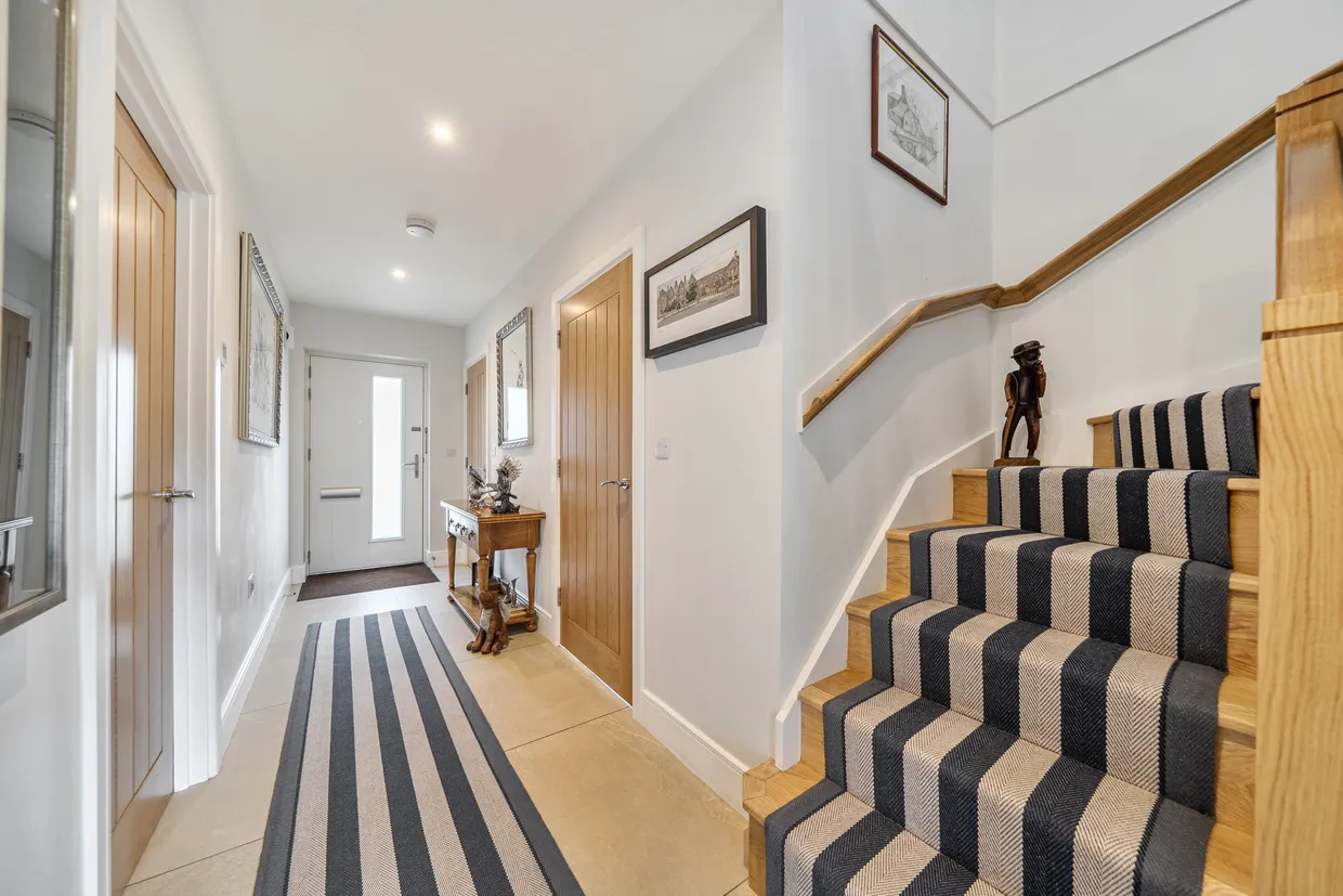 Orchid Way, Pease Pottage, RH11 photo 3
