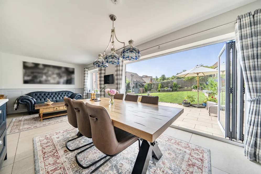 Orchid Way, Pease Pottage, RH11 photo 8