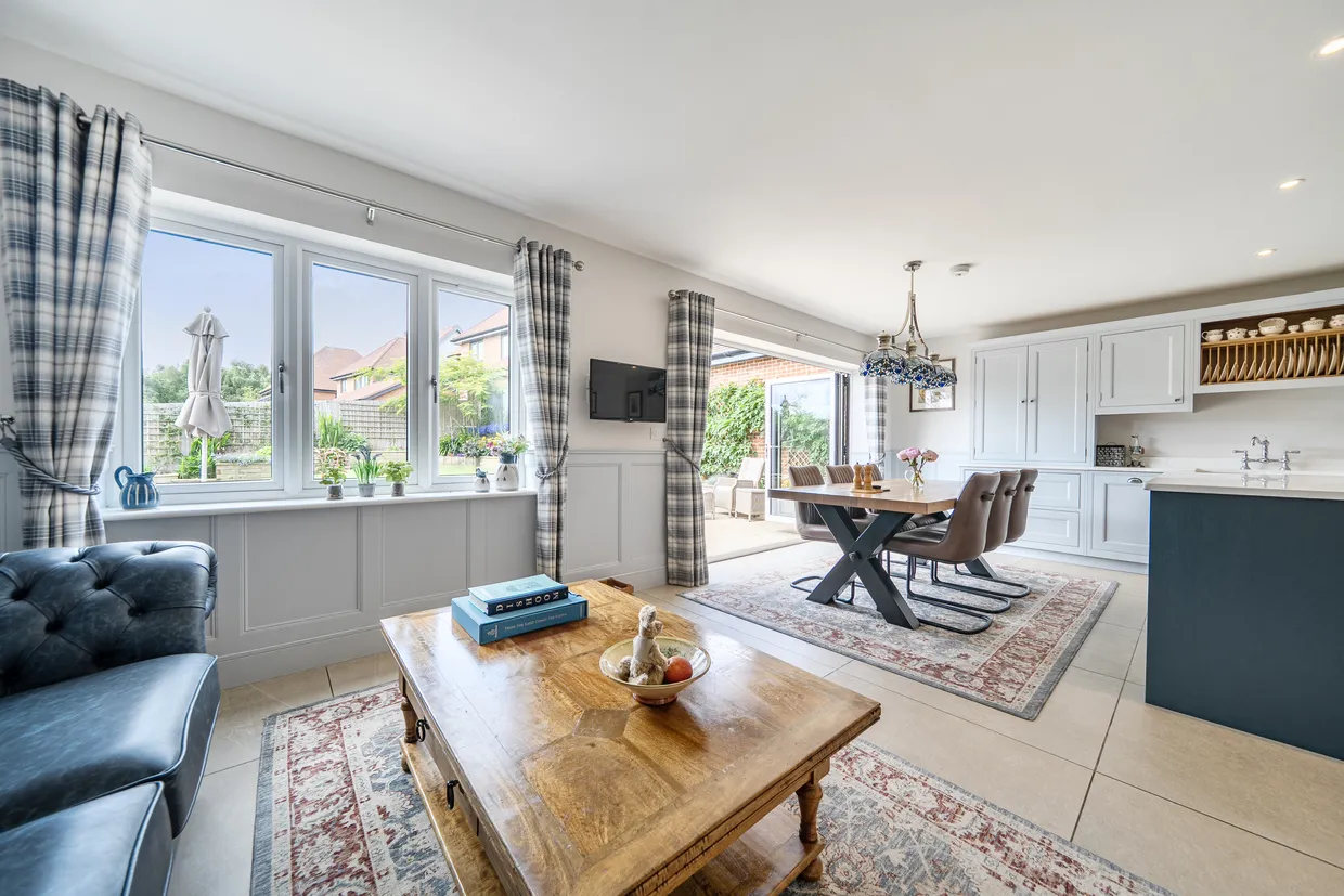 Orchid Way, Pease Pottage, RH11 photo 9
