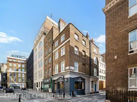 Gate Street, LONDON photo