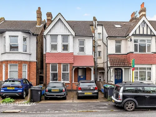 Melfort Road, Thornton Heathphoto