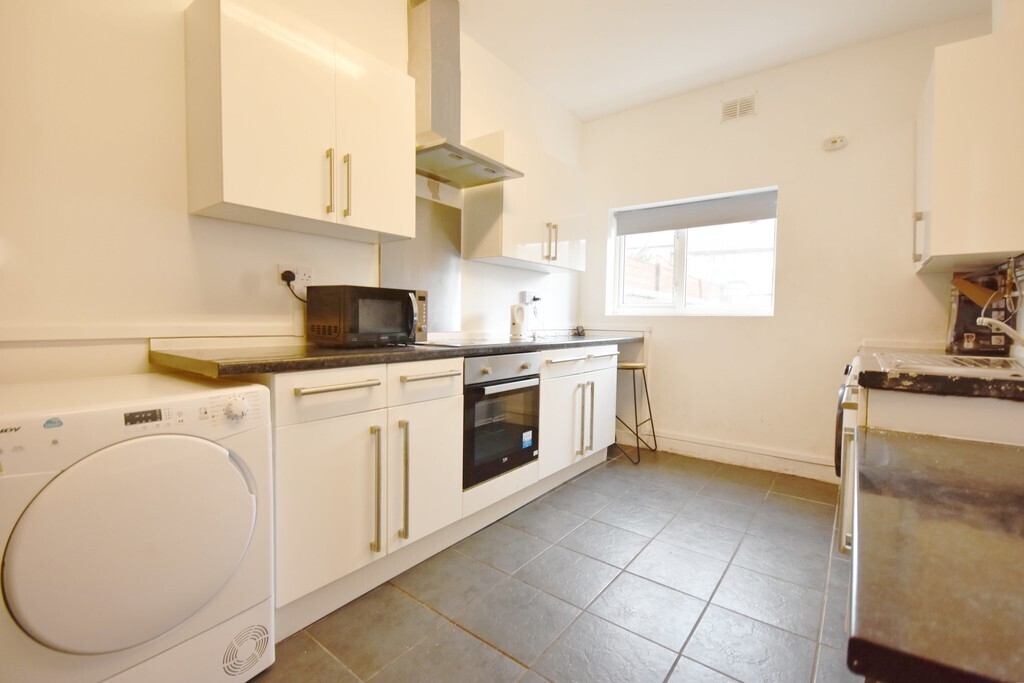 Bolingbroke Road, Coventry, CV3 1AQ Image 1