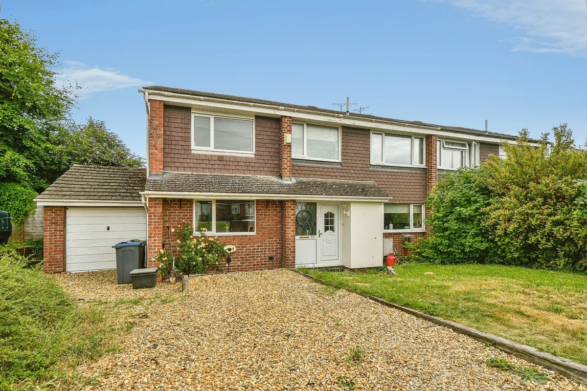 Fiddington Clays, Market Lavington, Devizes