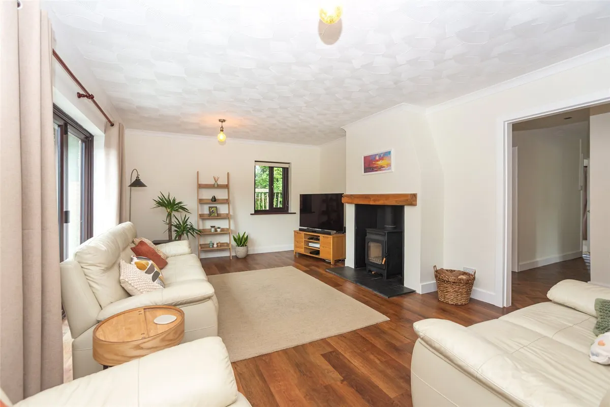 Gaerwen, Isle of Anglesey, LL60