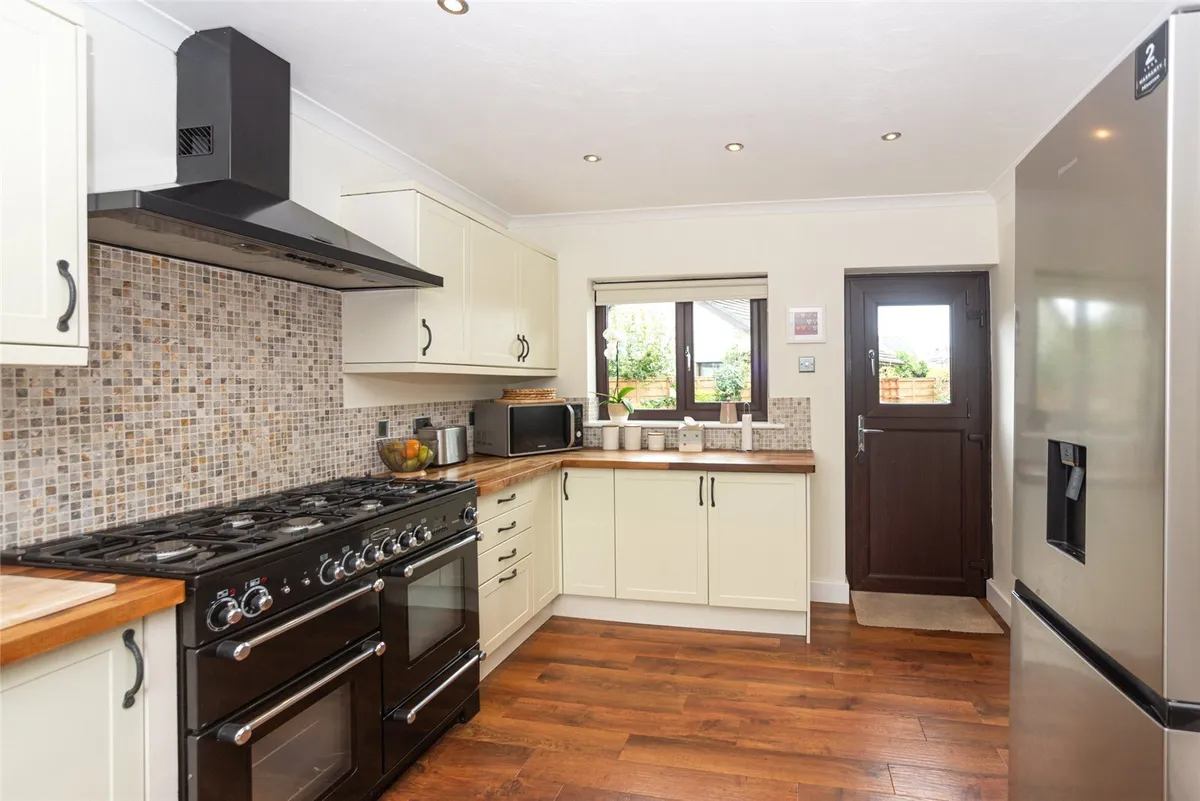 Gaerwen, Isle of Anglesey, LL60