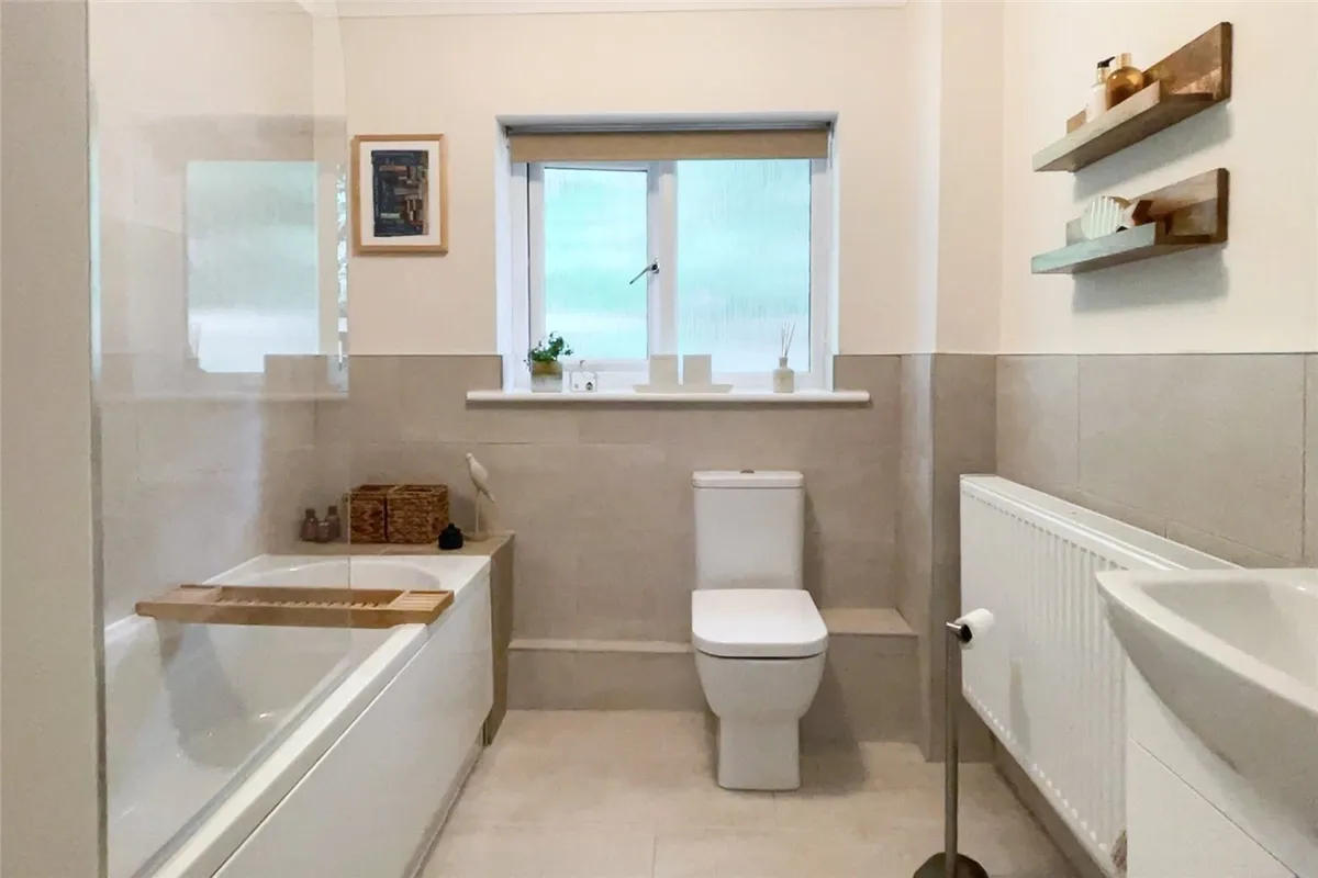 Gaerwen, Isle of Anglesey, LL60