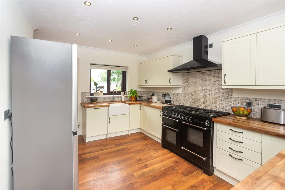 Gaerwen, Isle of Anglesey, LL60