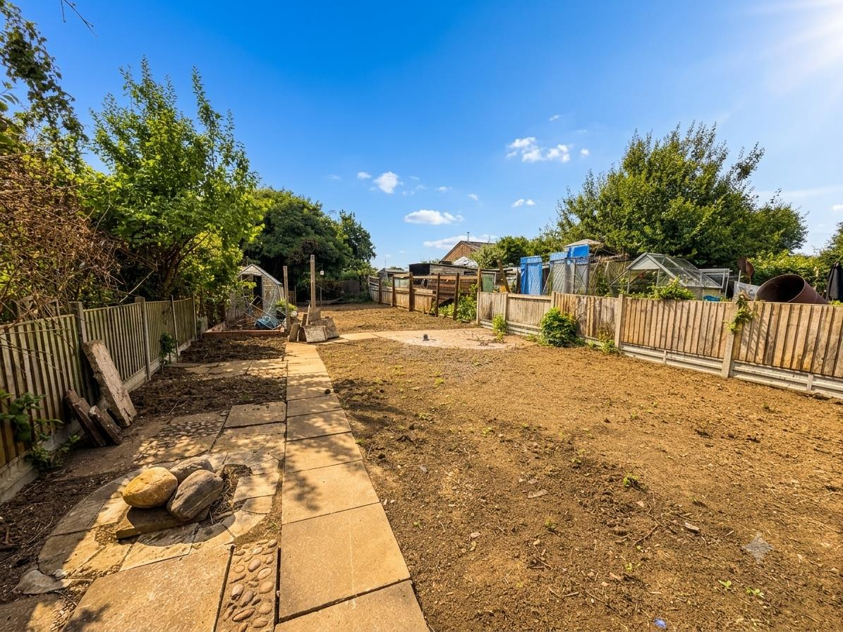 Tennyson Road, Daventry Image 4