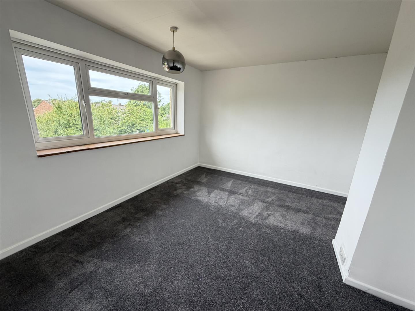 Tennyson Road, Daventry Image 12