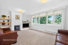 Laxley Close, London