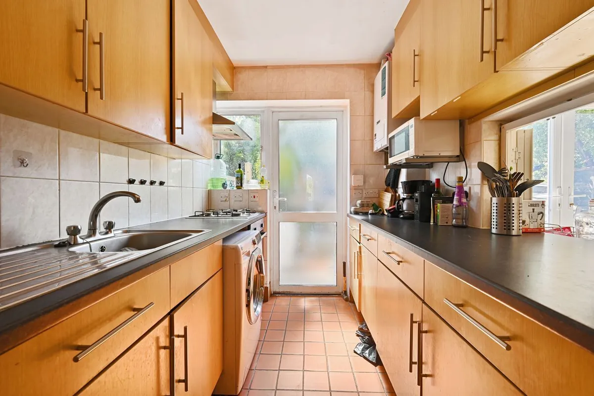 North Circular Road, London, NW2