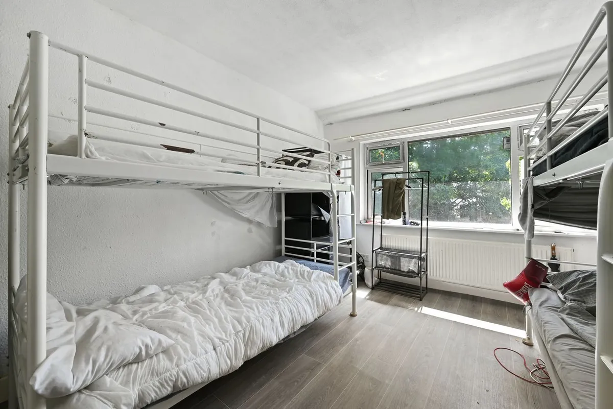 North Circular Road, London, NW2