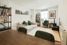 Russell Mews, Brighton