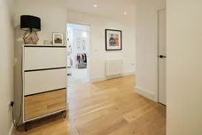 Russell Mews, Brighton