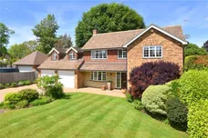 Ridgelands, Leatherhead, KT22 photo 1