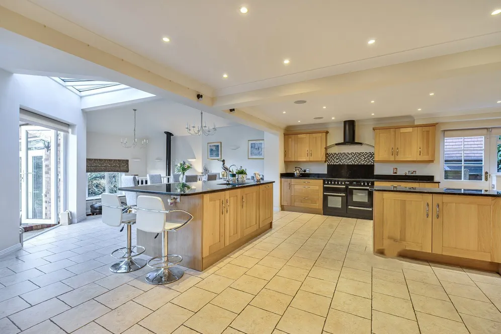 Ridgelands, Leatherhead, KT22 photo 5