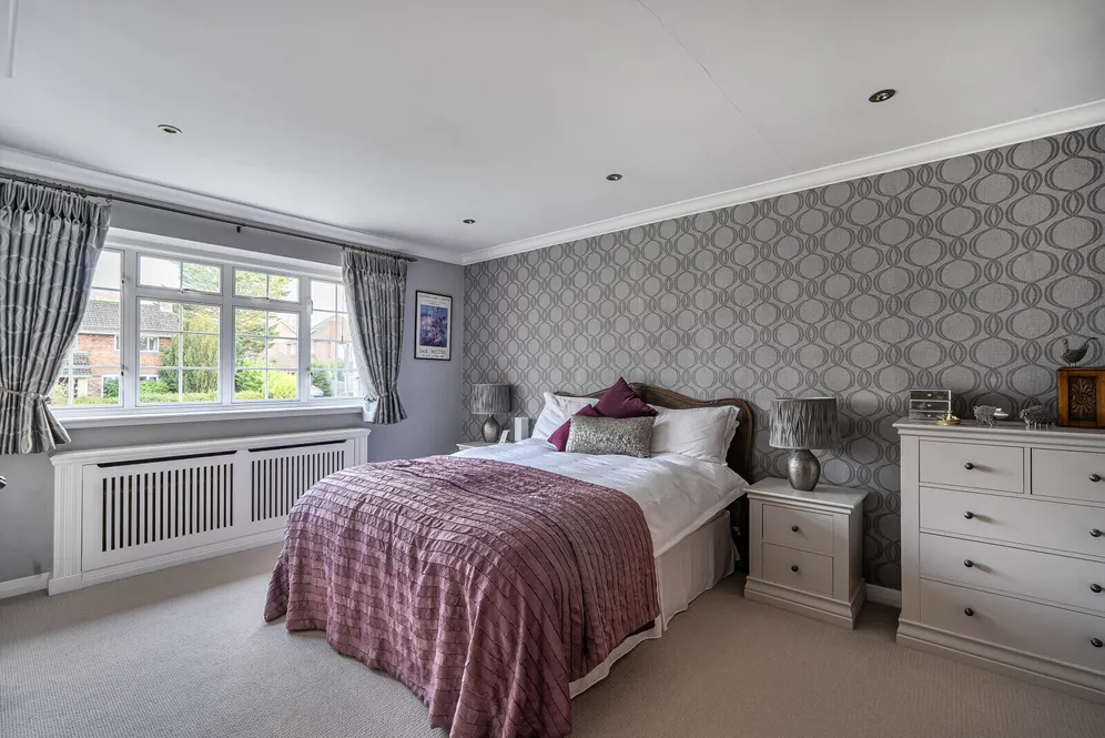 Ridgelands, Leatherhead, KT22 photo 8