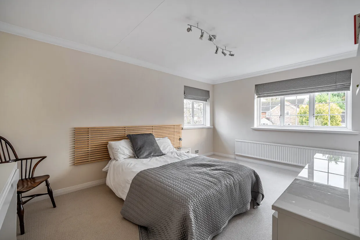 Ridgelands, Leatherhead, KT22 photo 10